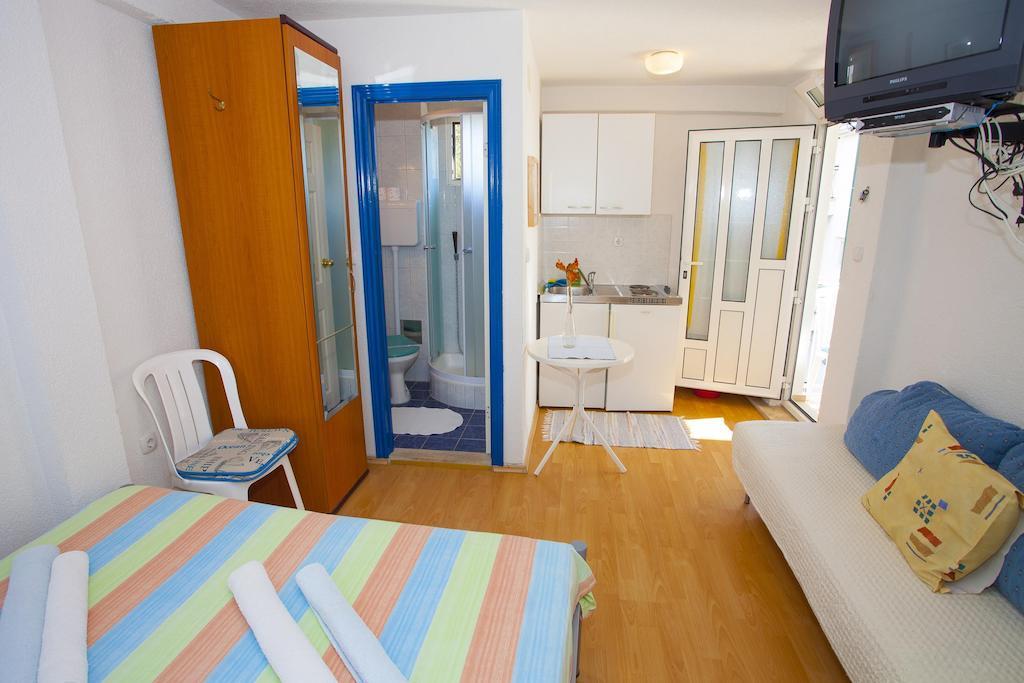 Apartments Villa Jarak Makarska Room photo